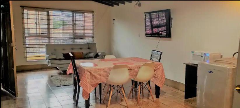 Hotel Das Haus Medellín Zewnętrze zdjęcie